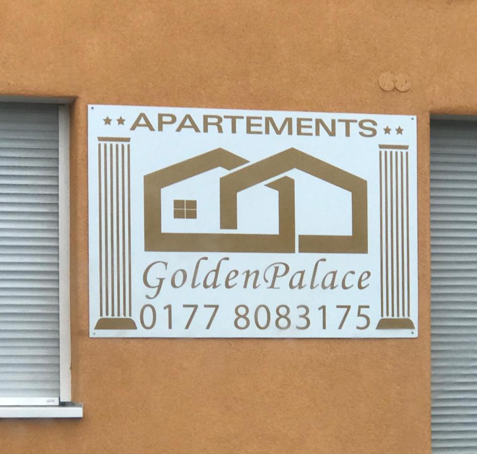 Fewo Golden Palace เอทเทนไฮม์ ภายนอก รูปภาพ